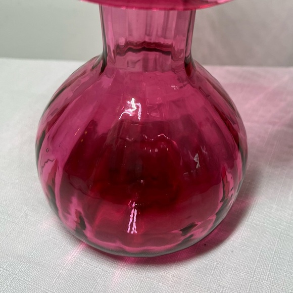 Vintage "Jack in the Pulpit" Cranberry Handblown Art Glass Vase - Picture 3 of 9